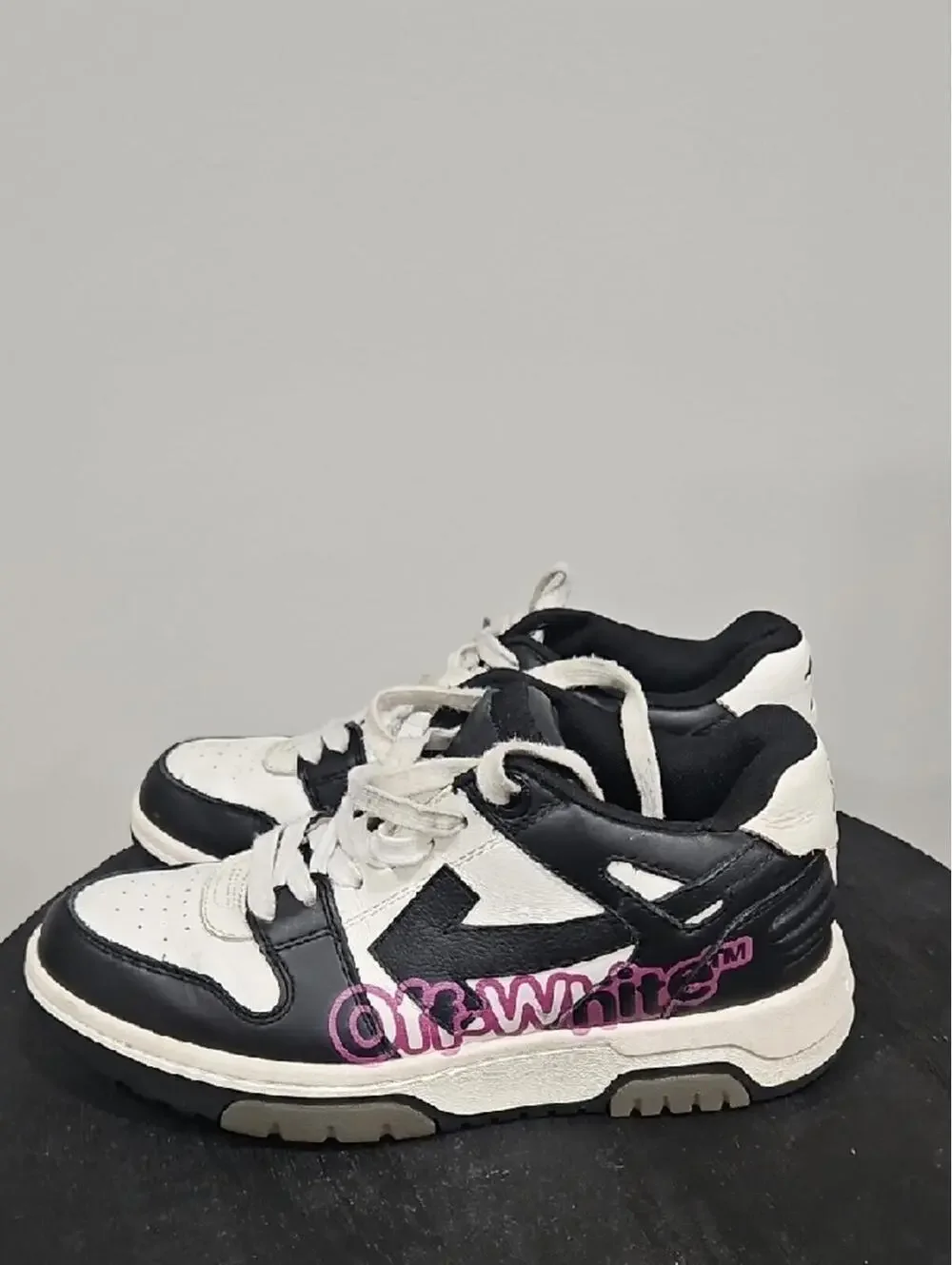 Black and White Low-Top Sneakers with Pink Accent